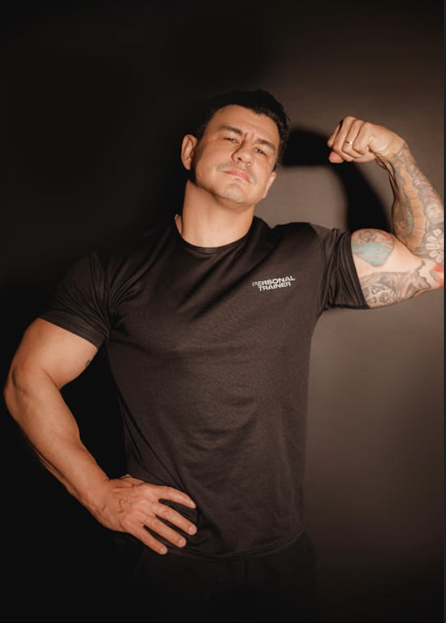 Neto De La Cruz — Personal Trainer Blumenau